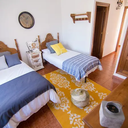 Rural Inz-almaraz Hotell 2*